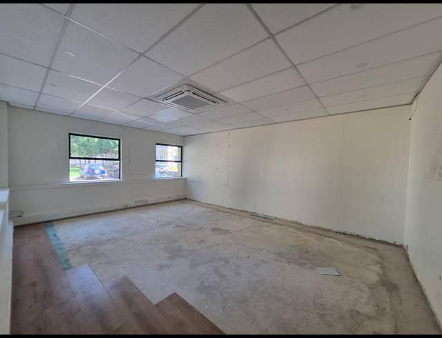 931M² OFFICE TO LET IN SANDTON CENTRAL